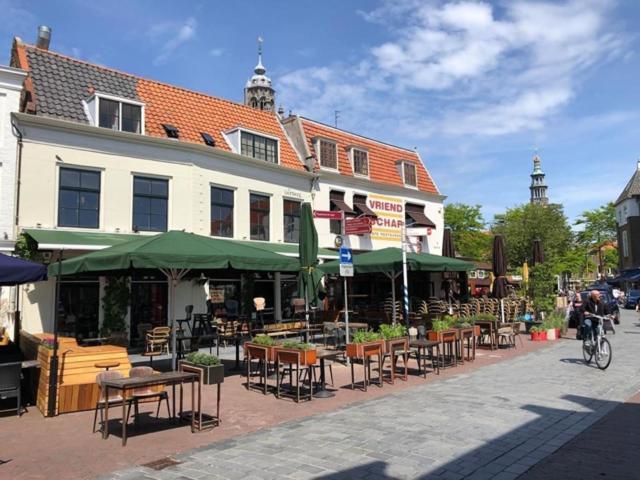 Ruime studio 'In de drie koningen' in hartje Middelburg Buitenkant foto