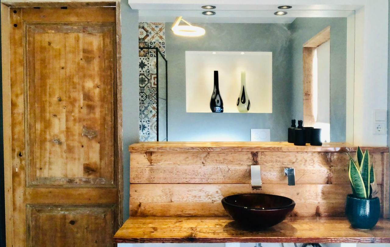 Ruime studio 'In de drie koningen' in hartje Middelburg Buitenkant foto